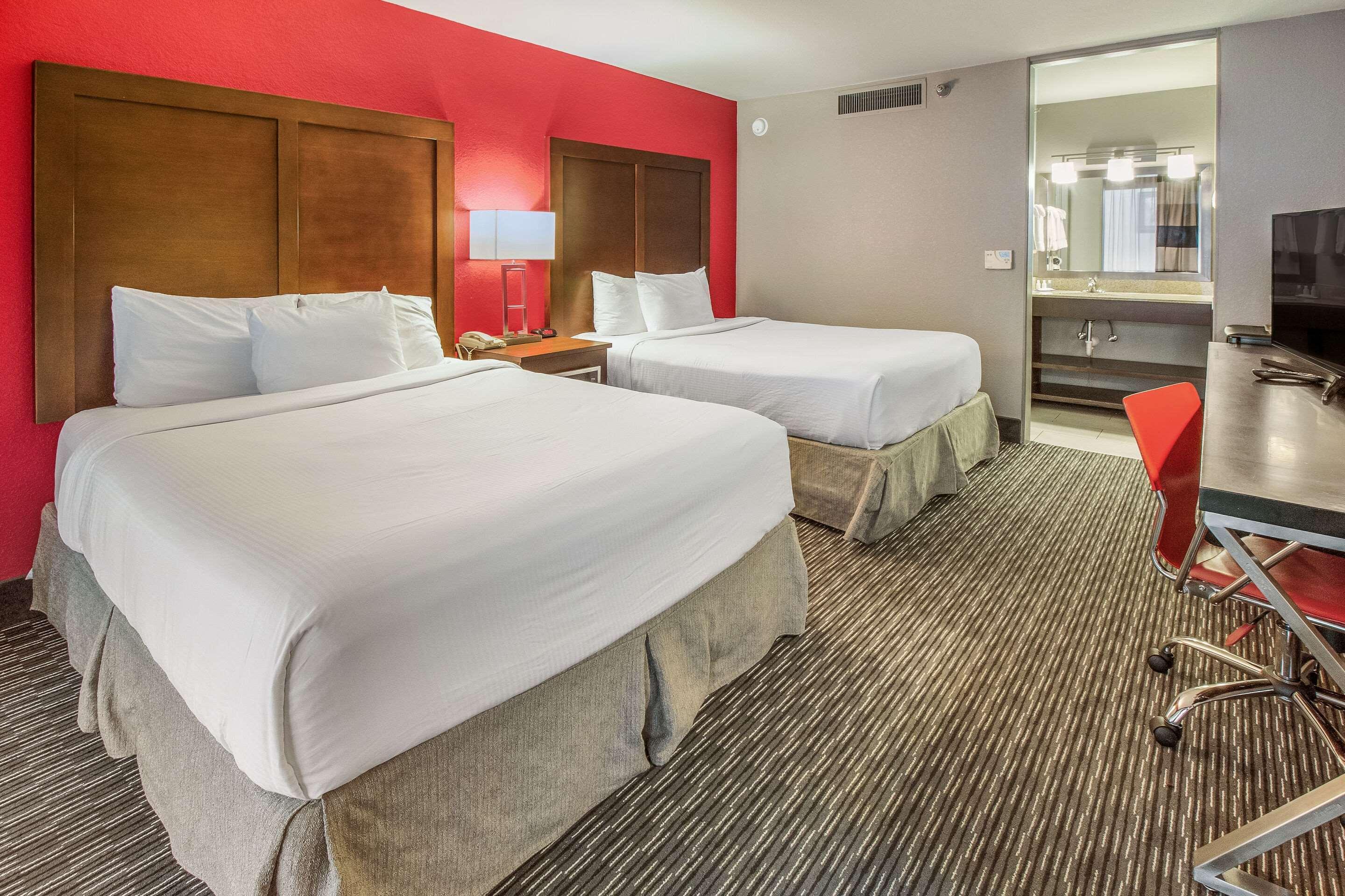 Standard Queen Room with Two Queen Beds - Non-Smoking