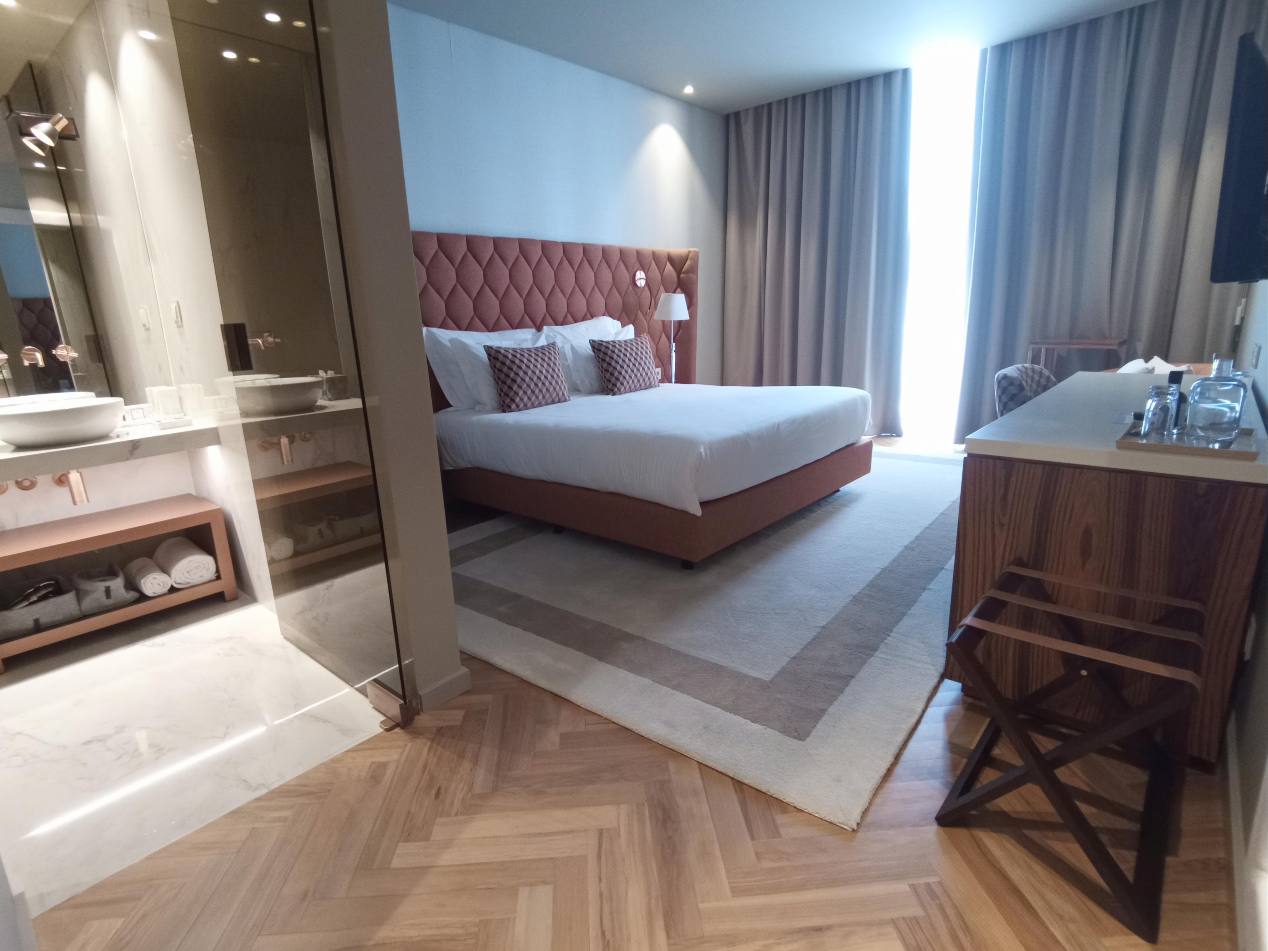 Quarto Duplo com Vista Jardim