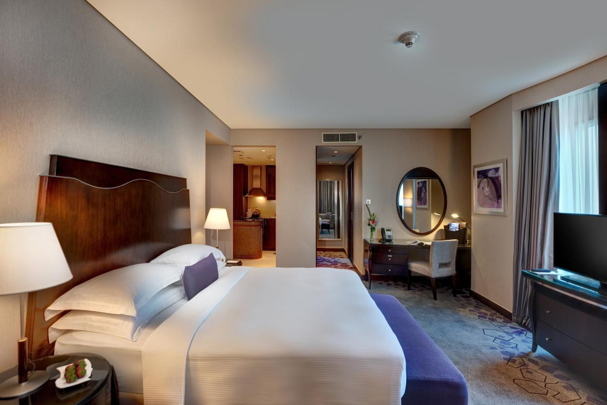 Quarto de Canto Grande - Cama King-size
