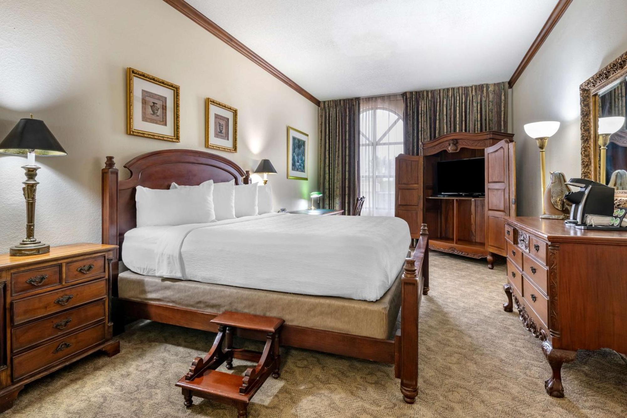 Presidential Suite,1280363350:JPEG
