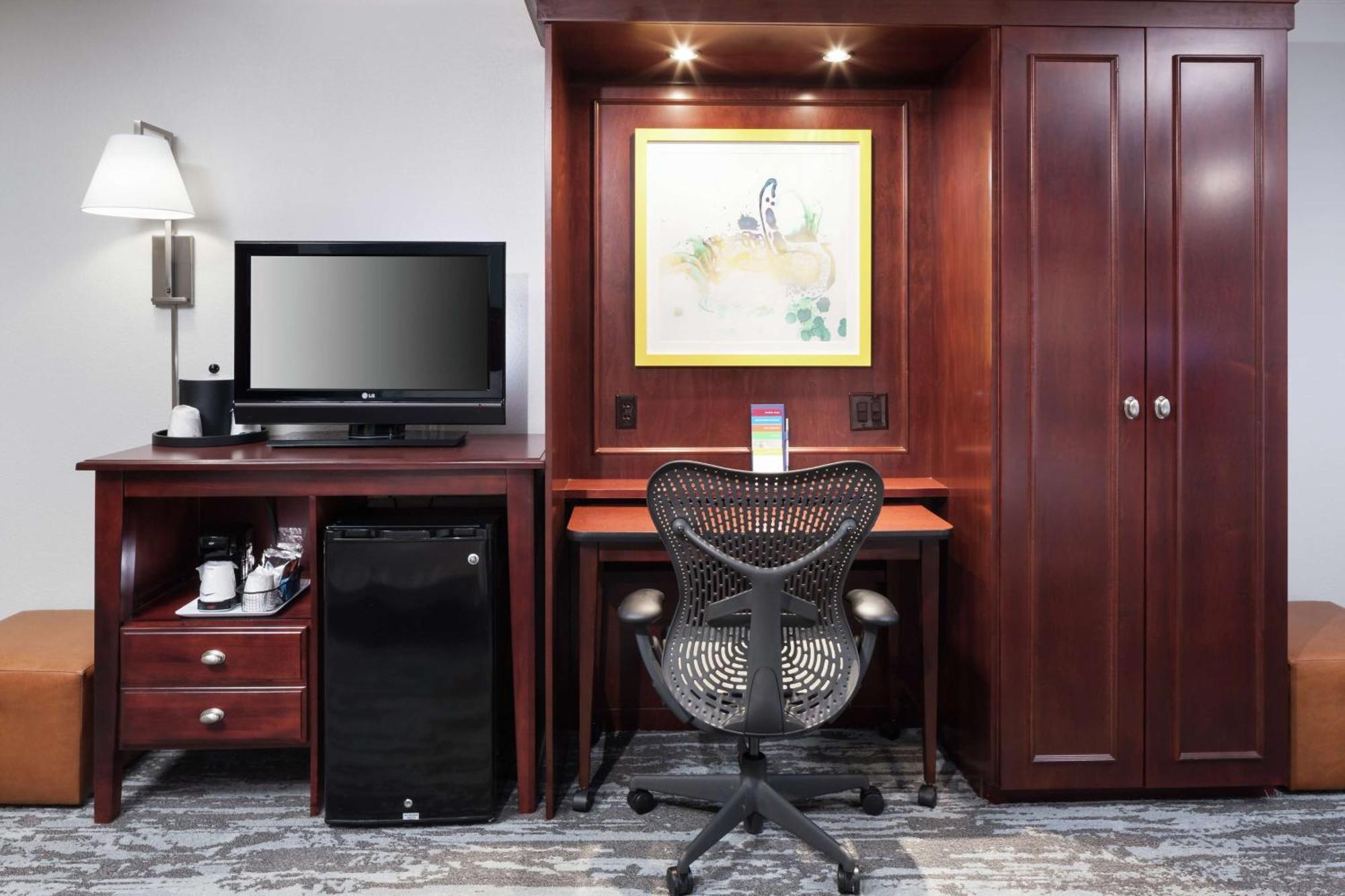 Queen Room with Two Queen Beds - Mobility Access/Non-Smoking