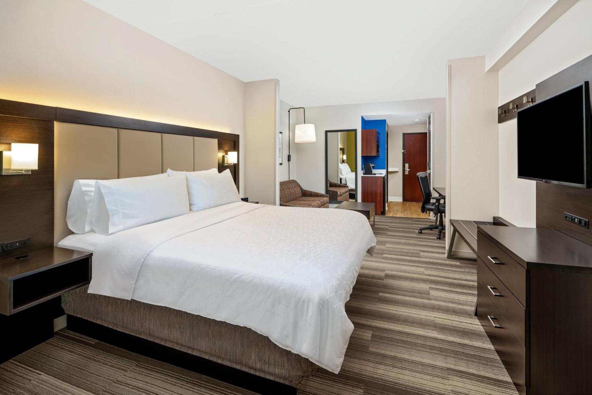 King Suite with Sofa Bed