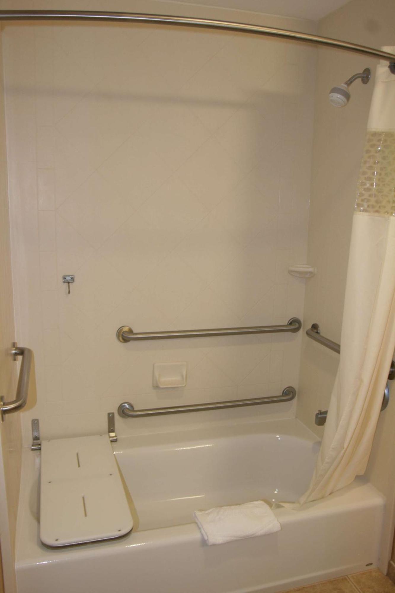 King Room with Sofa Bed - Hearing Accessible/Non-Smoking