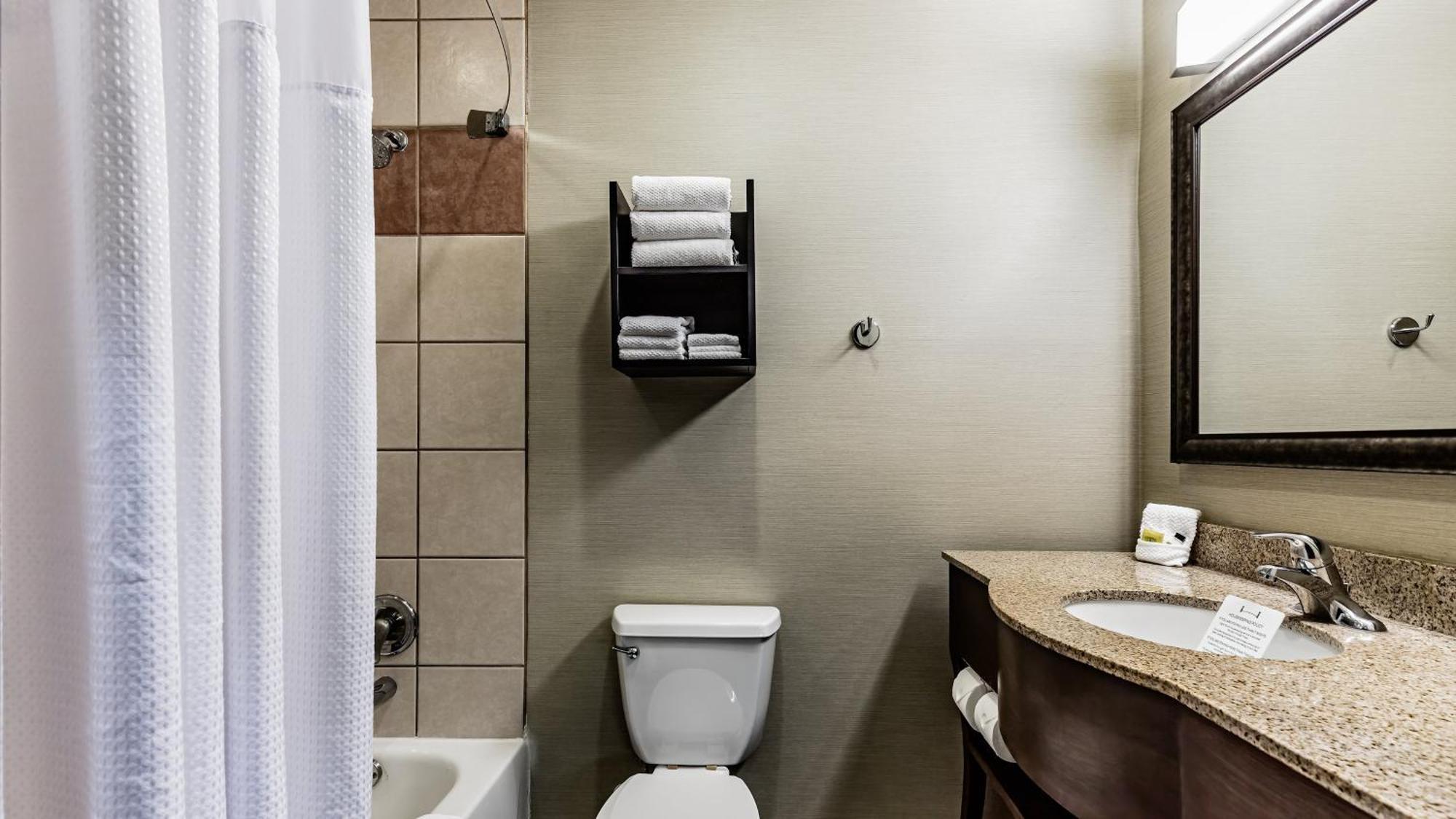 King Studio Suite
