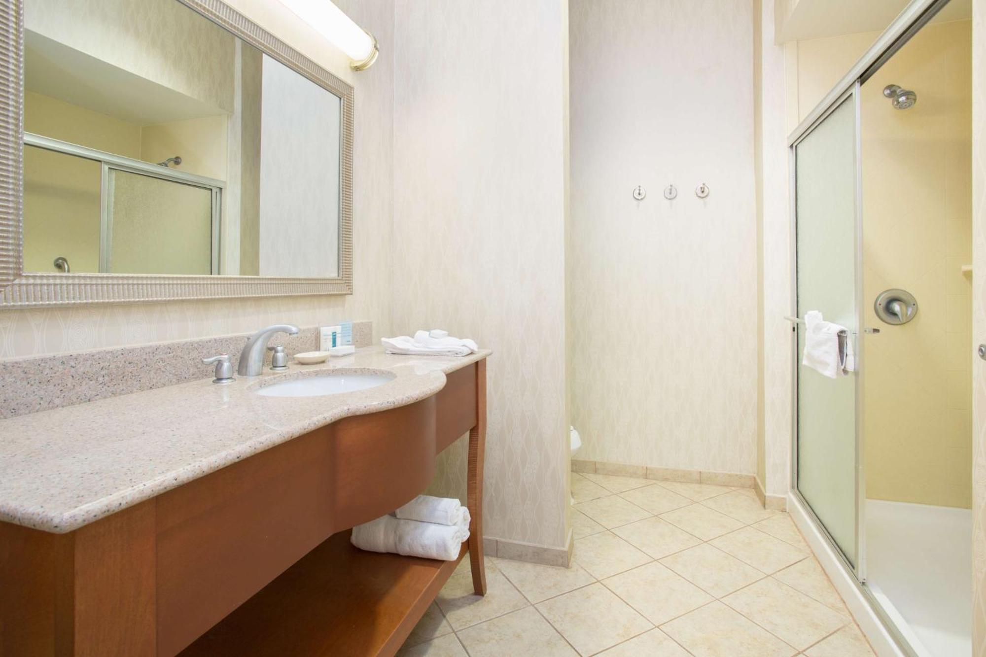 Double Room with Two Double Beds - Non-Smoking