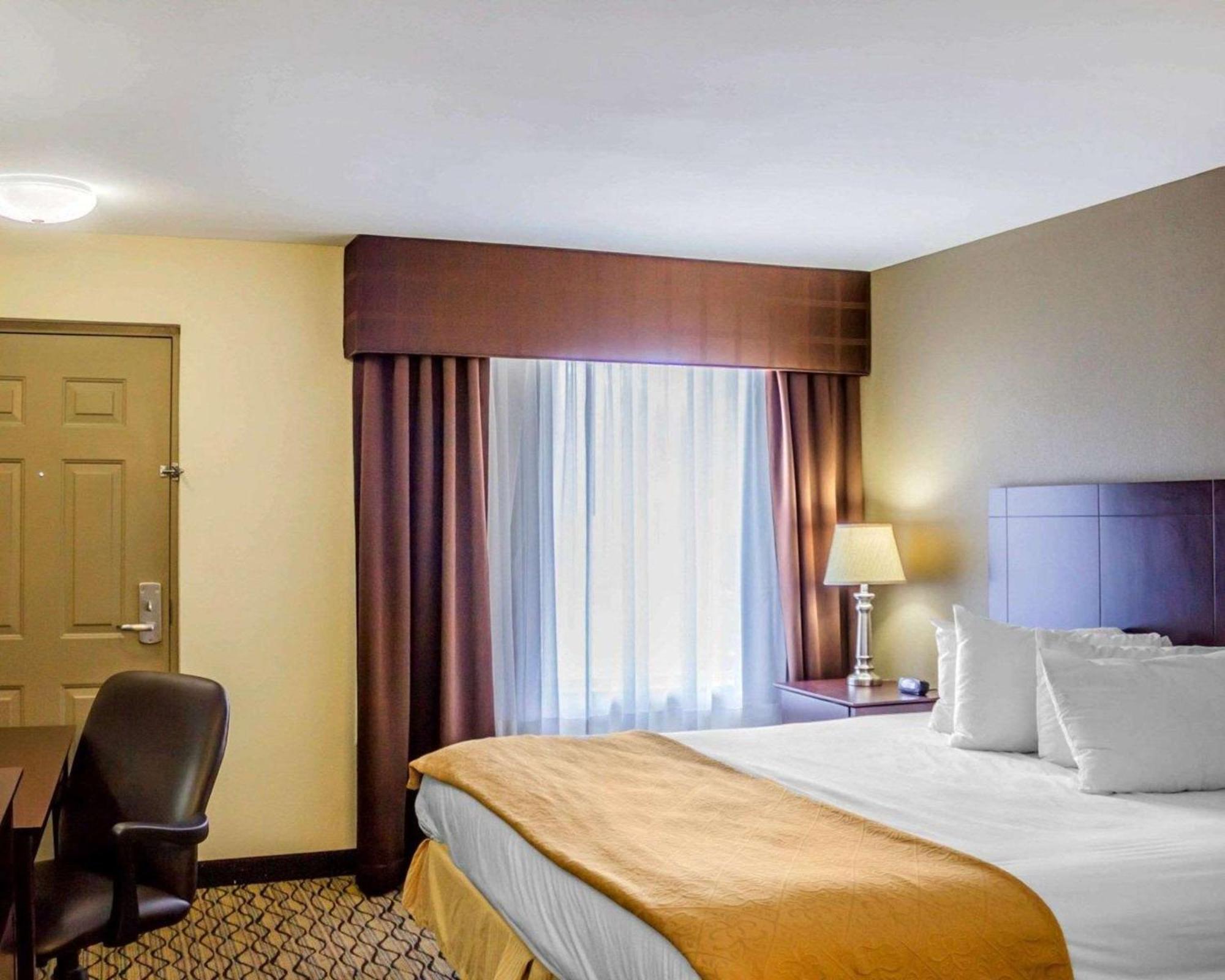 King Room - Non-Smoking