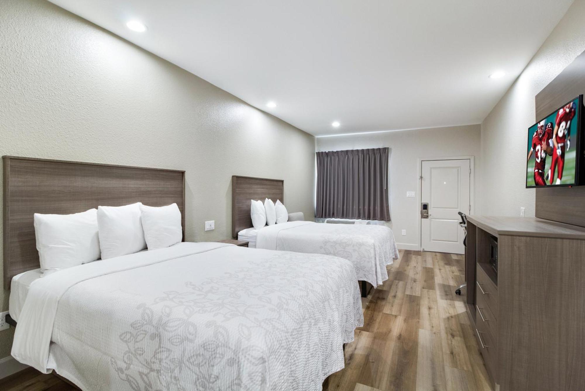 Superior Queen Room with Two Queen Beds Smoke Free