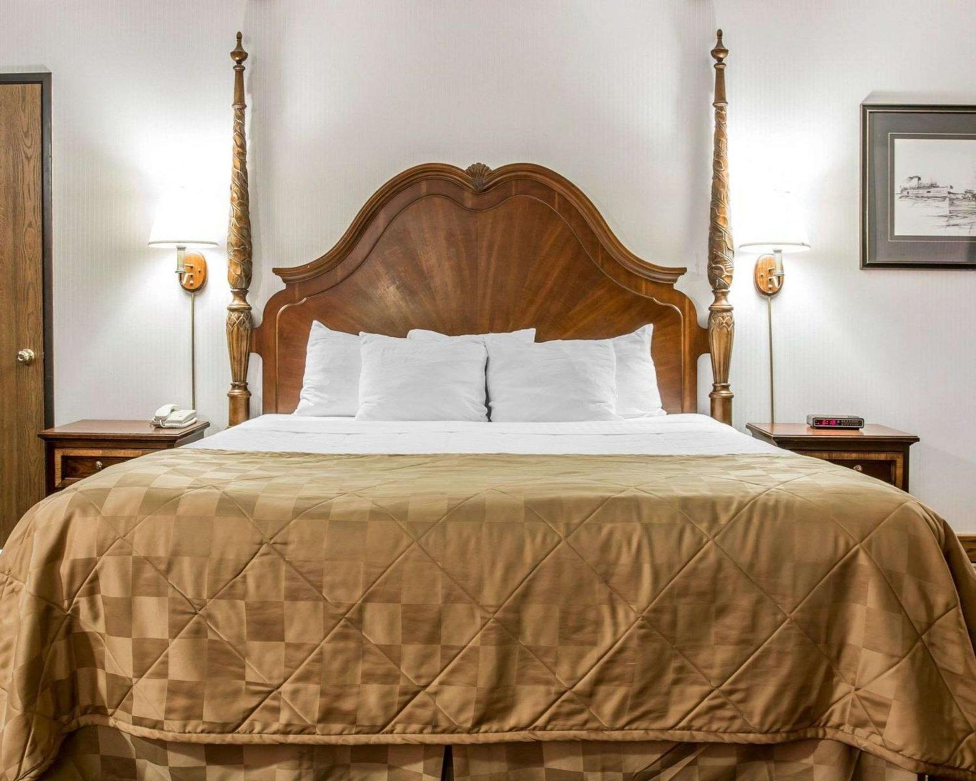 King Room with Spa Bath