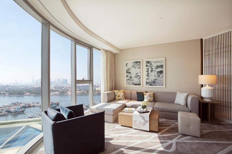 Suite met 1 Slaapkamer en Toegang tot de Lounge
