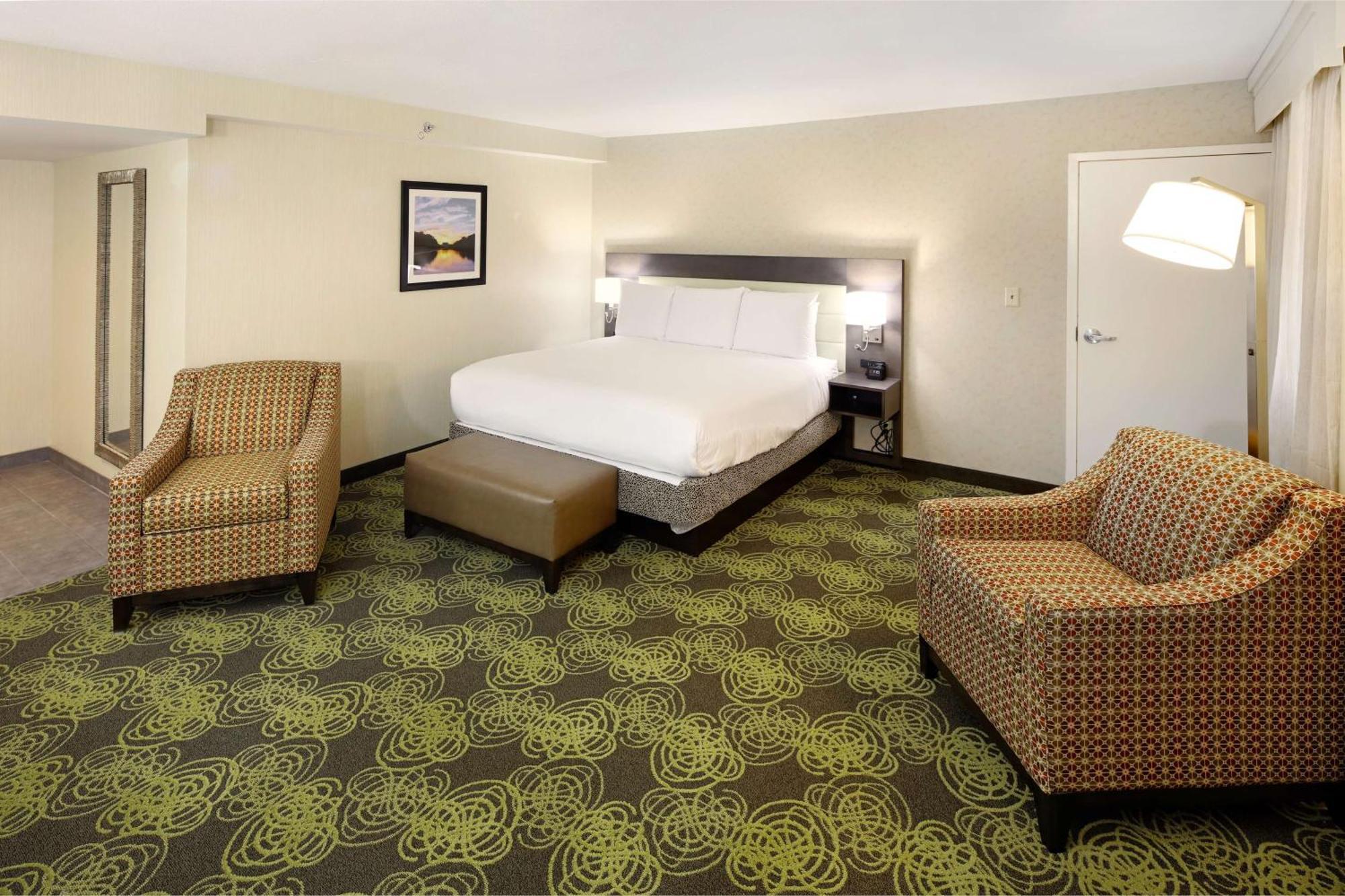 Deluxe King Room