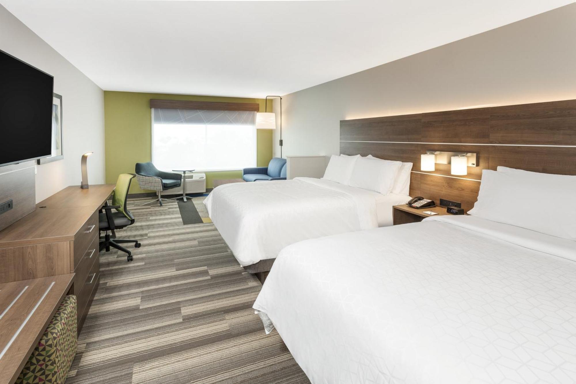 Queen Suite with Two Queen Beds and Sofa Bed