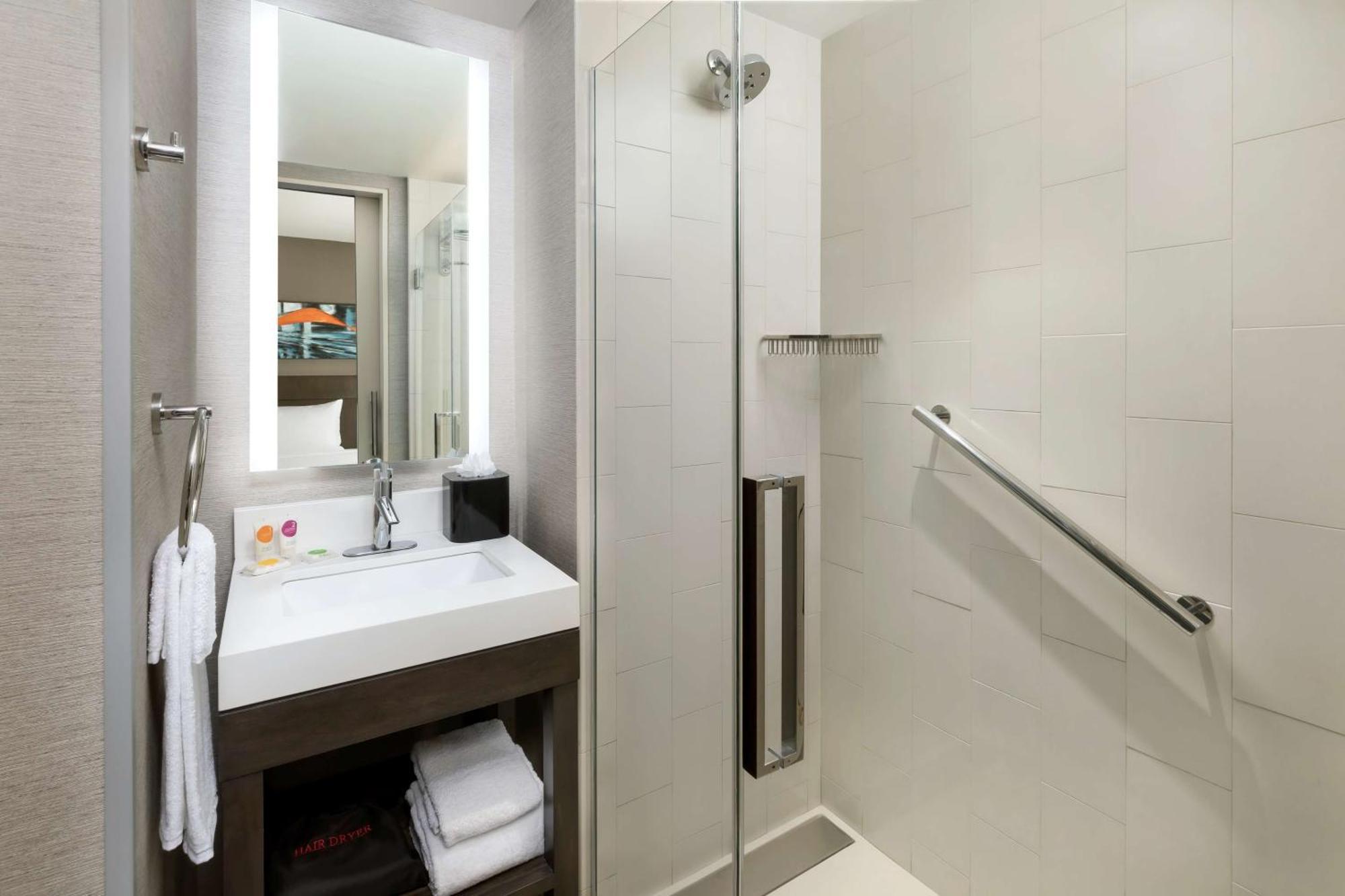 Standard Double Room with Two Double Beds