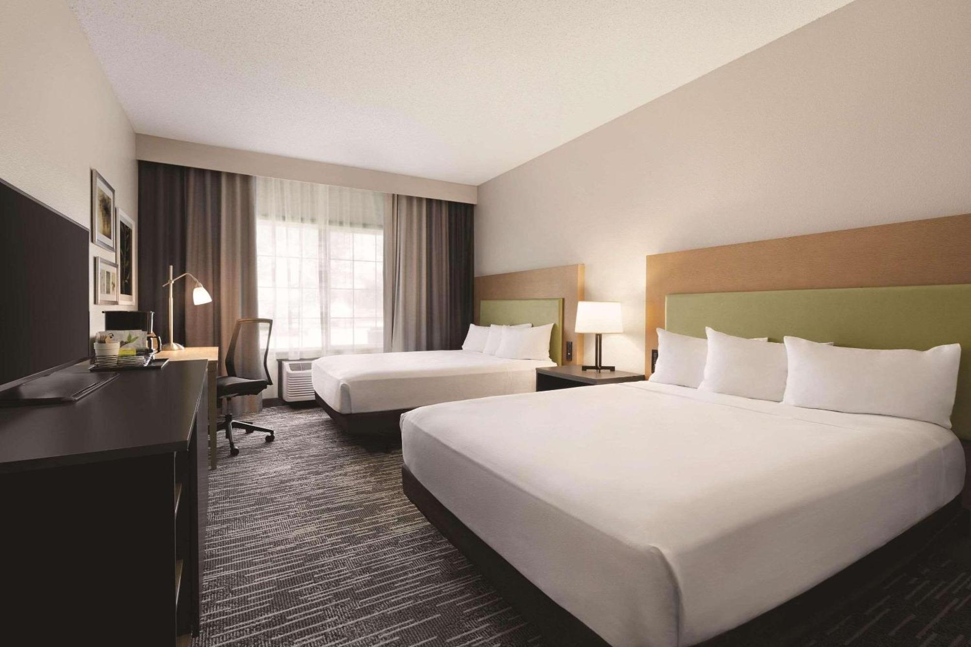 Queen Room with Two Queen Beds - Disability Access/Non-Smoking