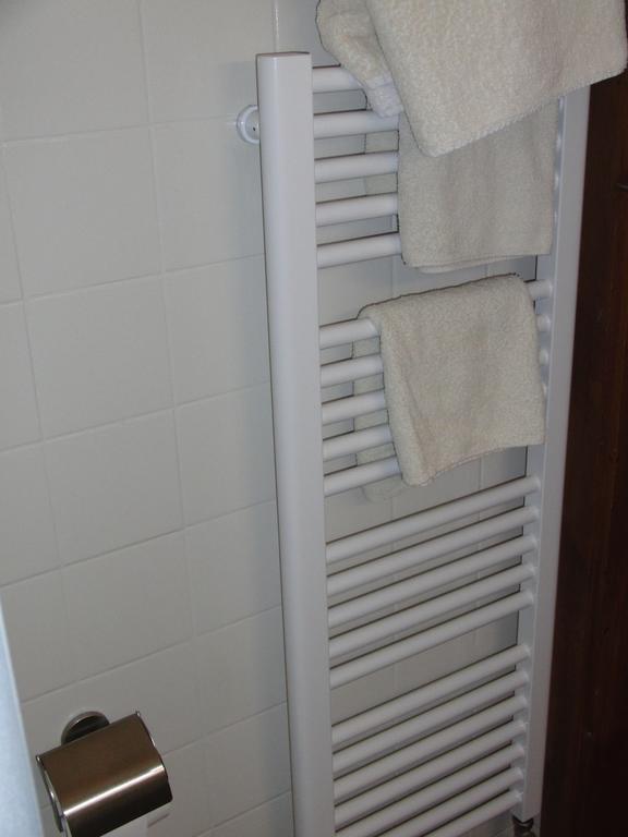 Driepersoonskamer met Eigen Badkamer