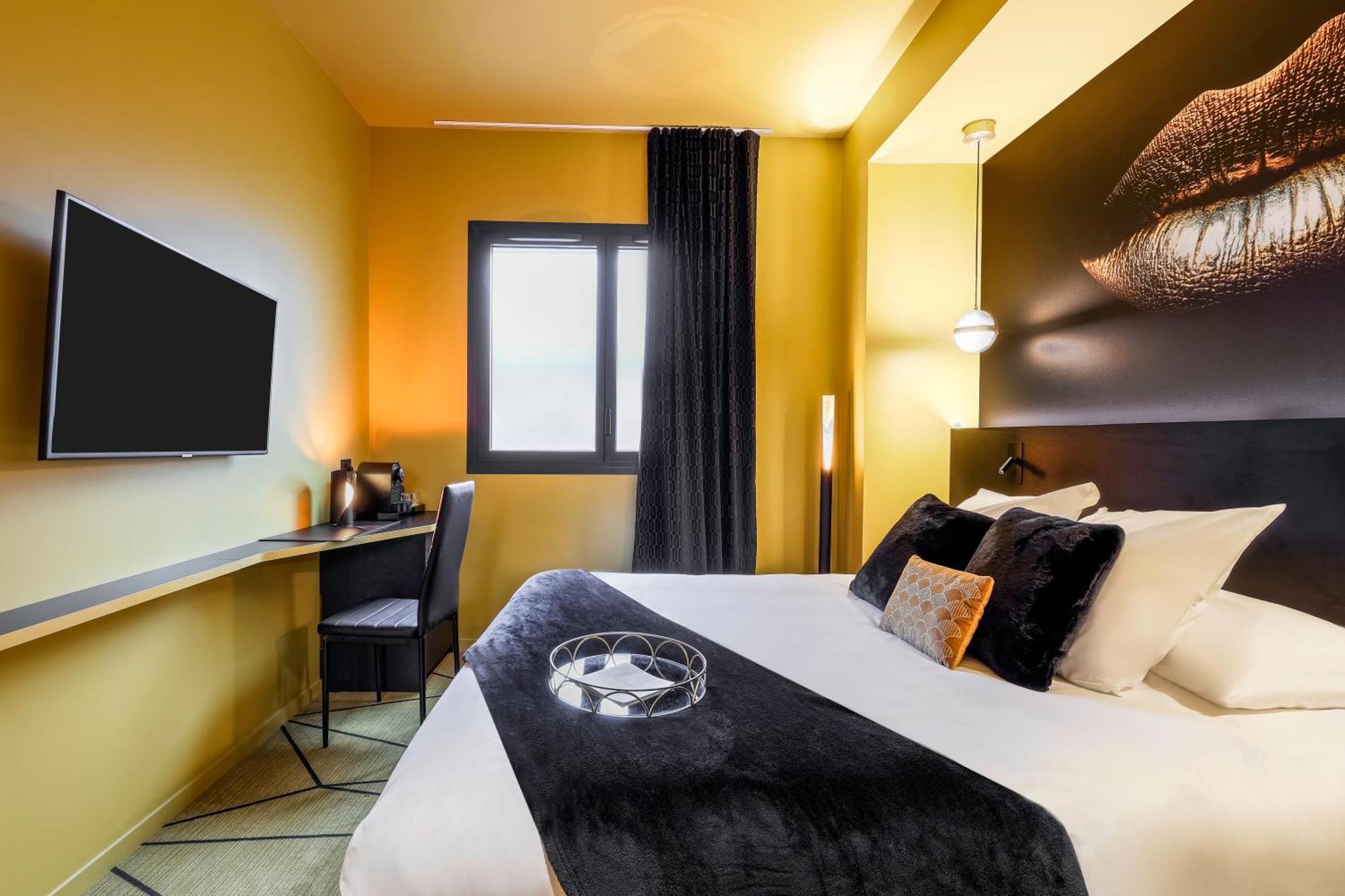 Chambre Lit Queen-Size Classique