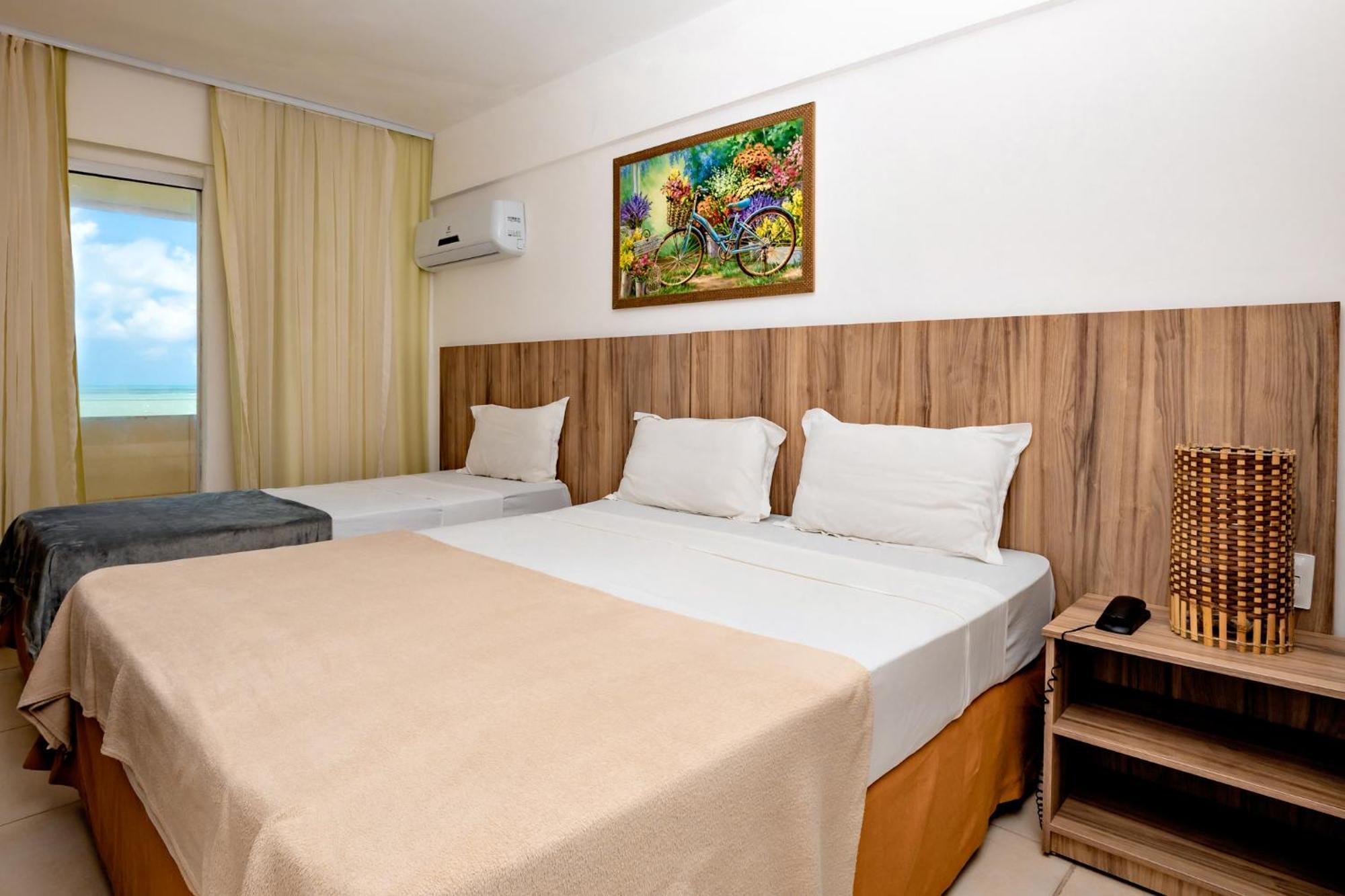 Quarto Duplo Deluxe com Varanda e Vista Mar