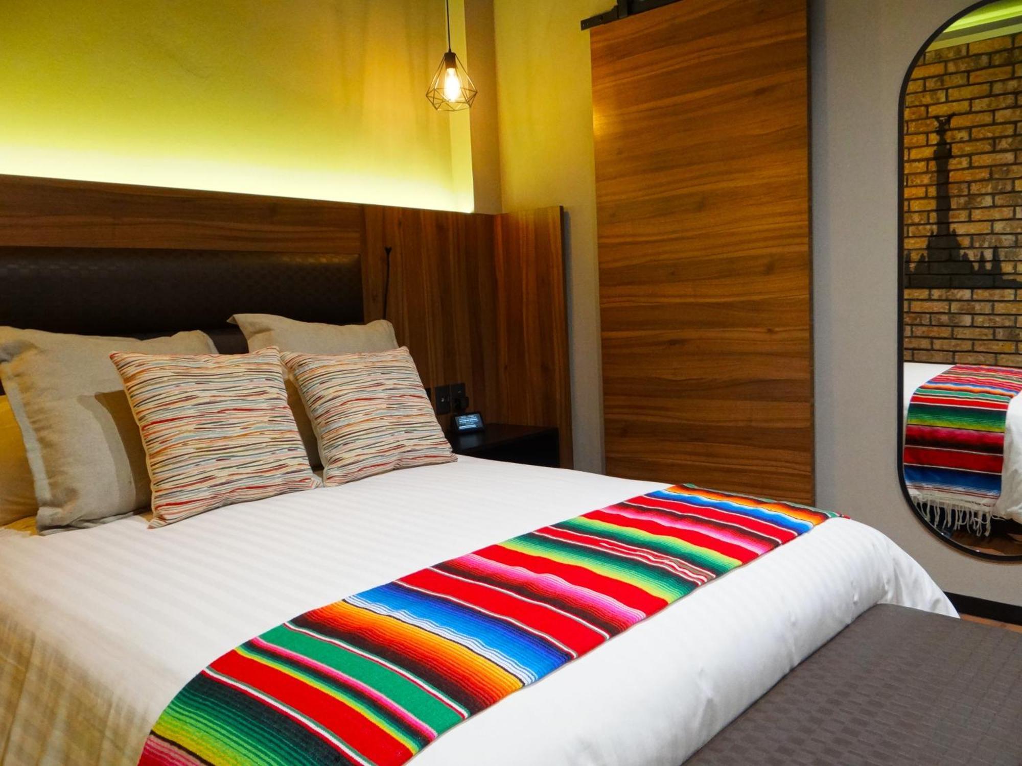 Kamer met Queensize Bed