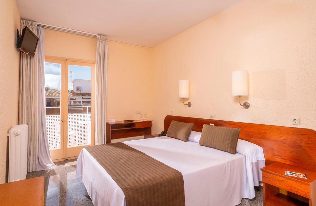 Doppelzimmer mit Poolblick