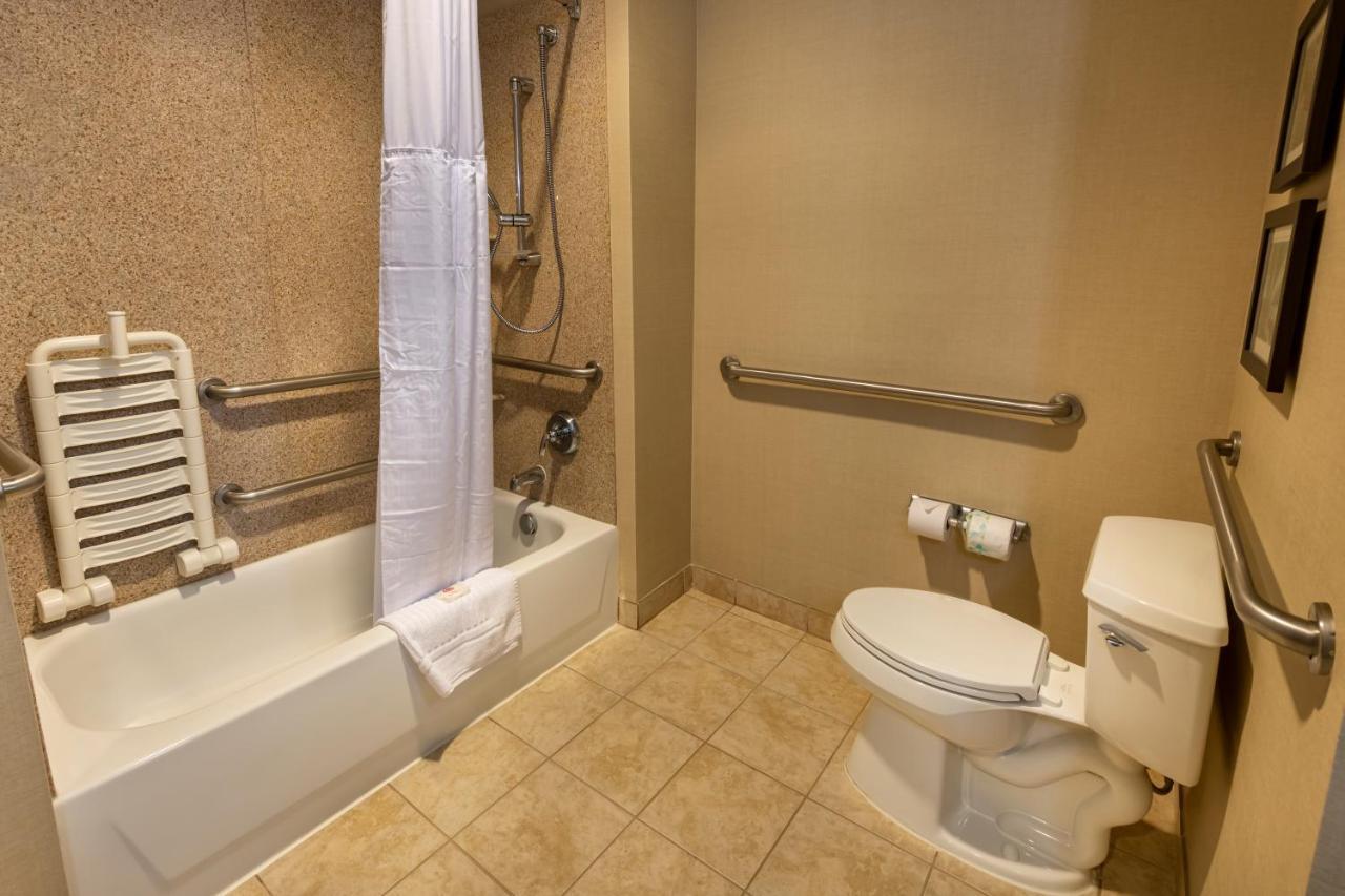 Queen Suite Two Queen Beds Sofa Bed Accessible or Non-Smoking,1742694066:JPEG