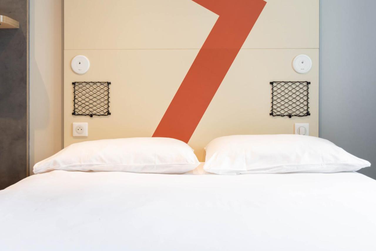 Room with One Double Bed  and One Single Bed - Mobility Accessible,1293076234:JPEG