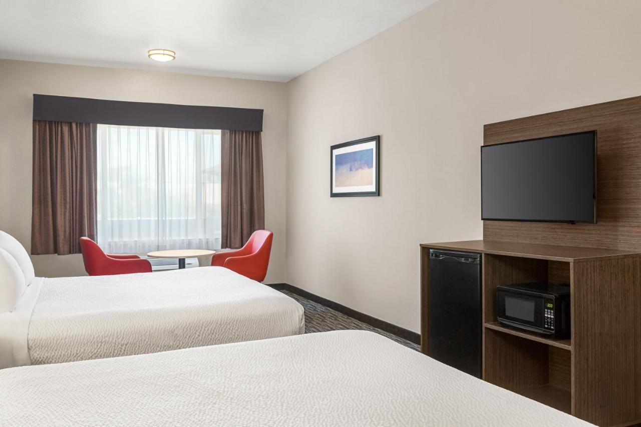 2 King Beds, Non-Smoking