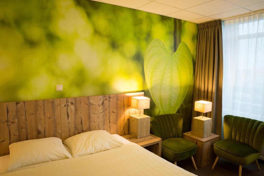Standard Twin Room,129431034:JPEG
