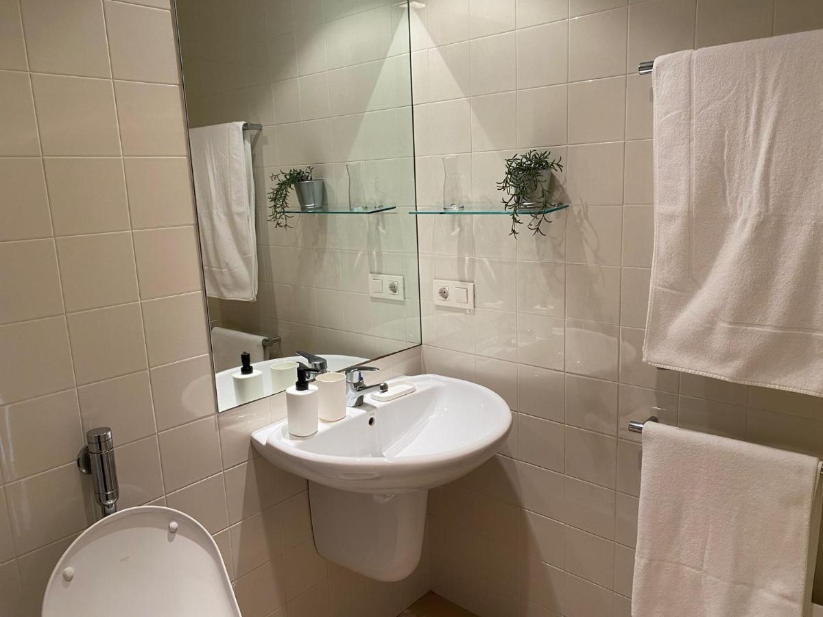 Standard Double Room,1616944507:JPEG