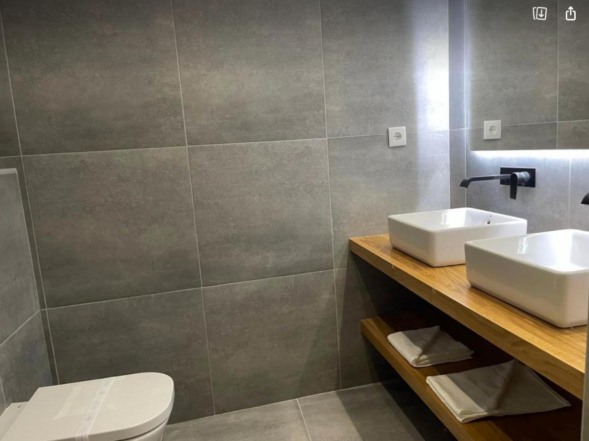 Chambre Double avec Salle de Bains Commune