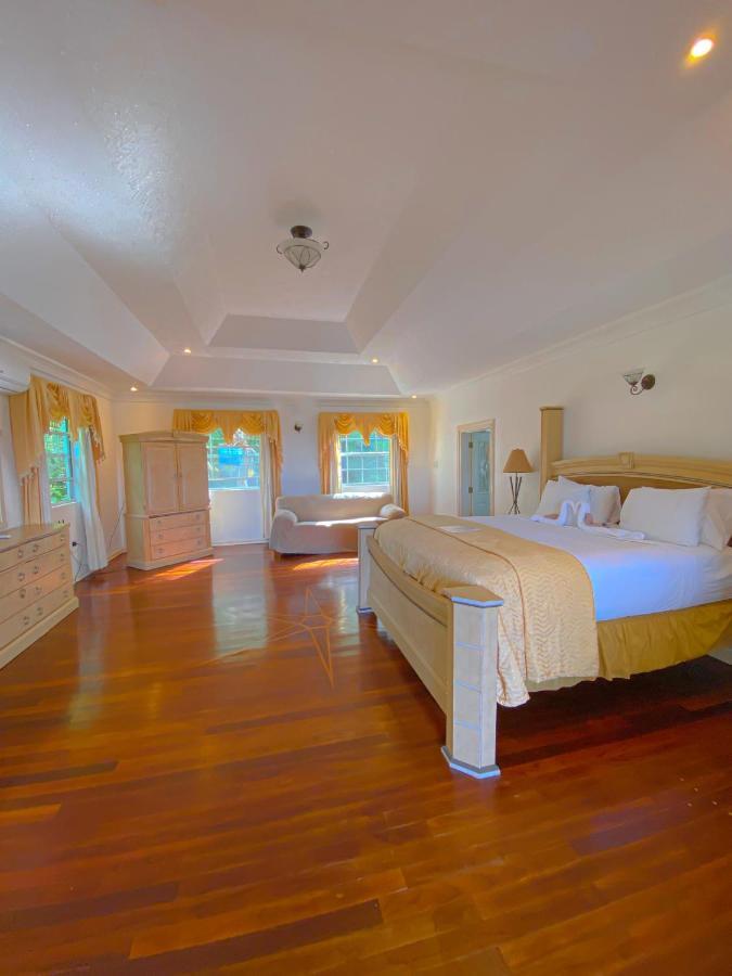 King Suite with Sea View