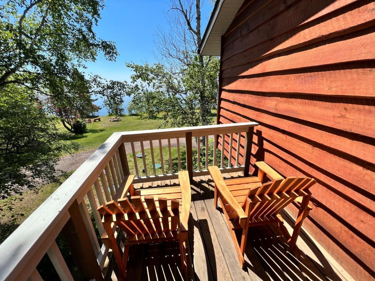 Double or Twin Room with Lake View
