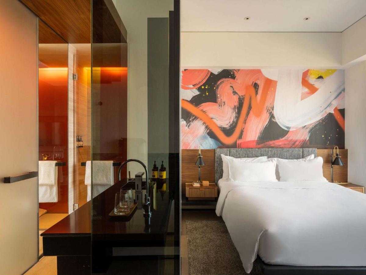 Chambre Lit Queen-Size - Vue sur Ville