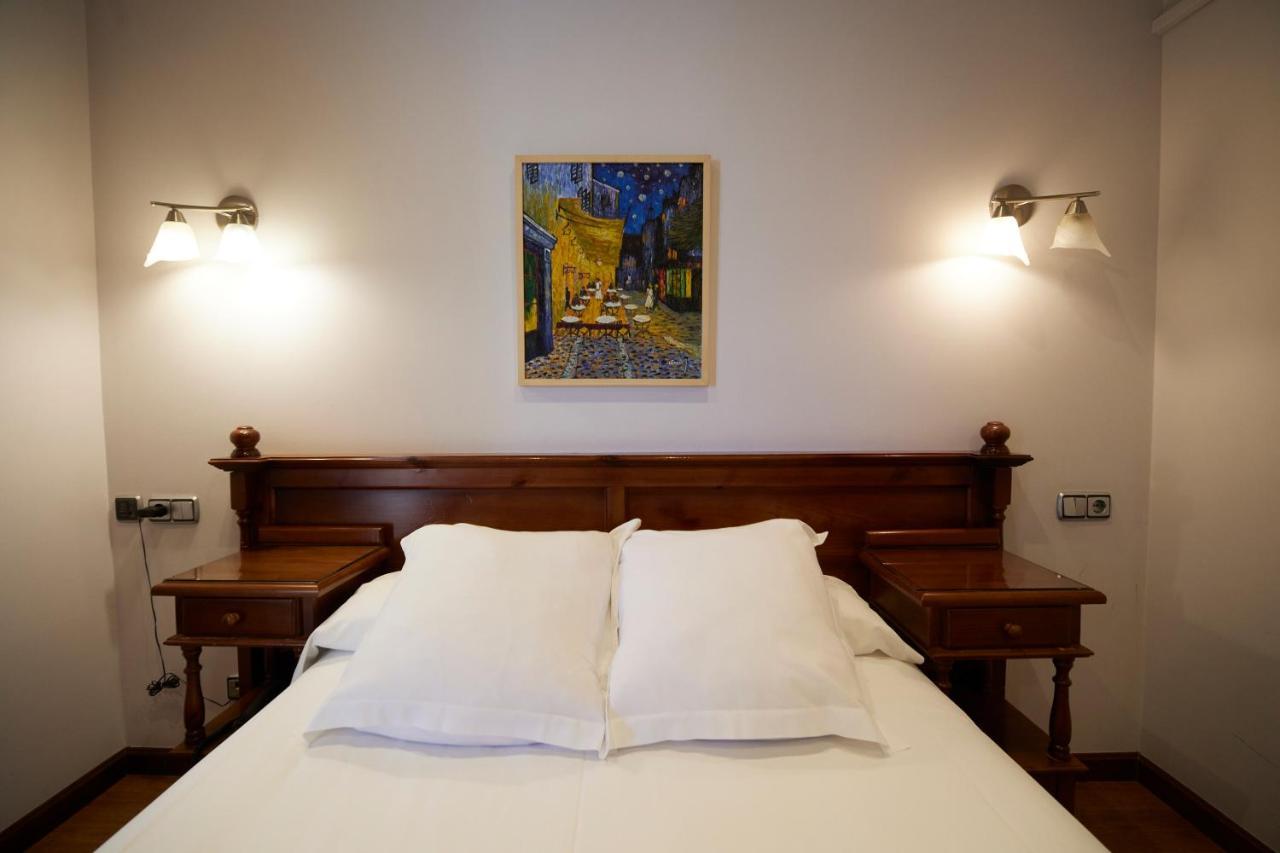 Double Room,1304149519:JPEG