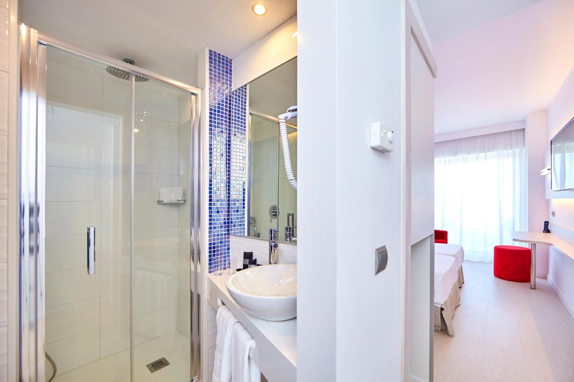 Habitación Doble Estándar con balcón - 1 o 2 camas