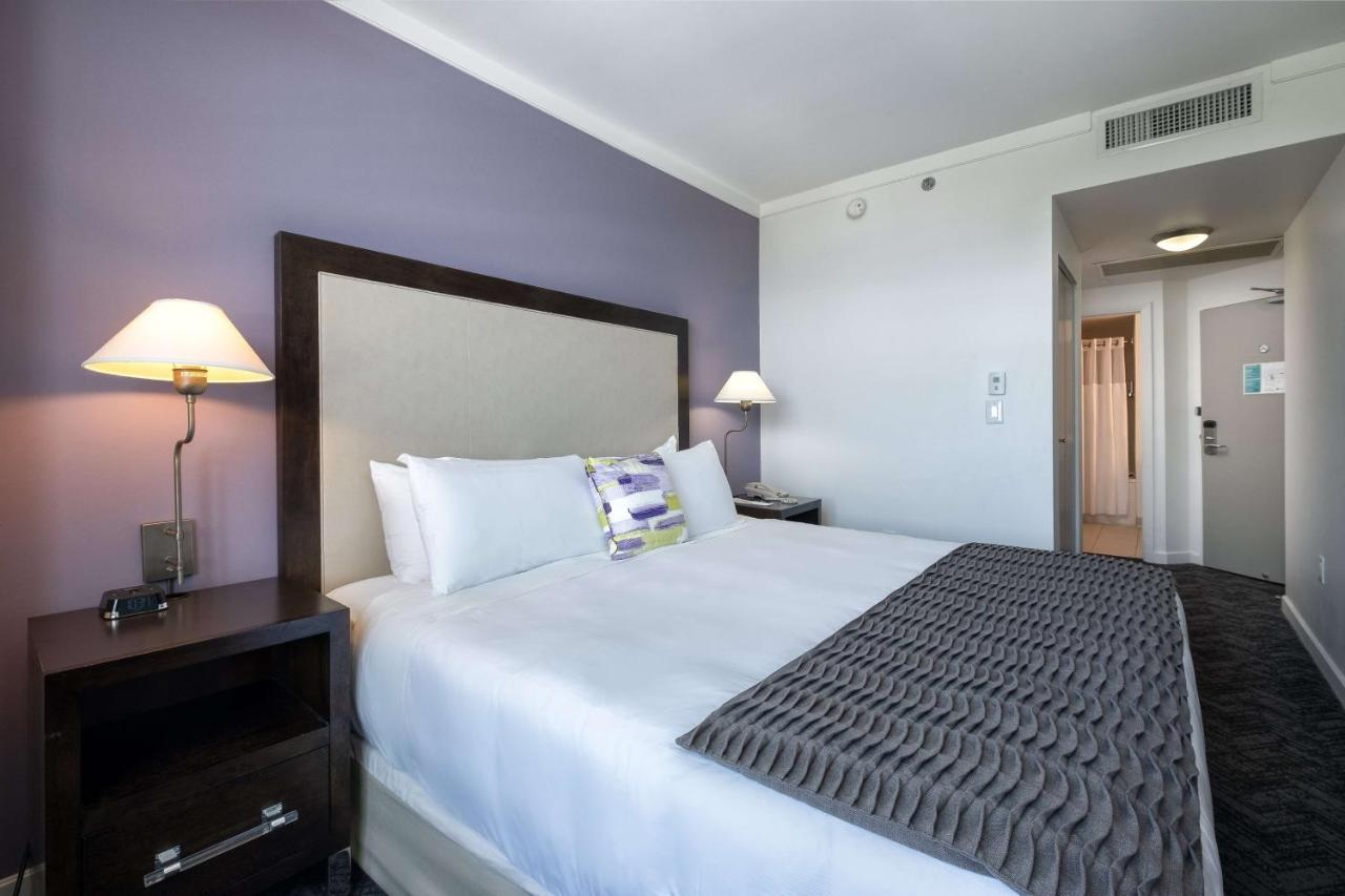 King Room with City View