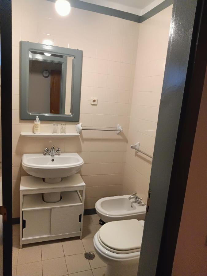 Quarto Familiar (2 Adultos + 2 Crianças)