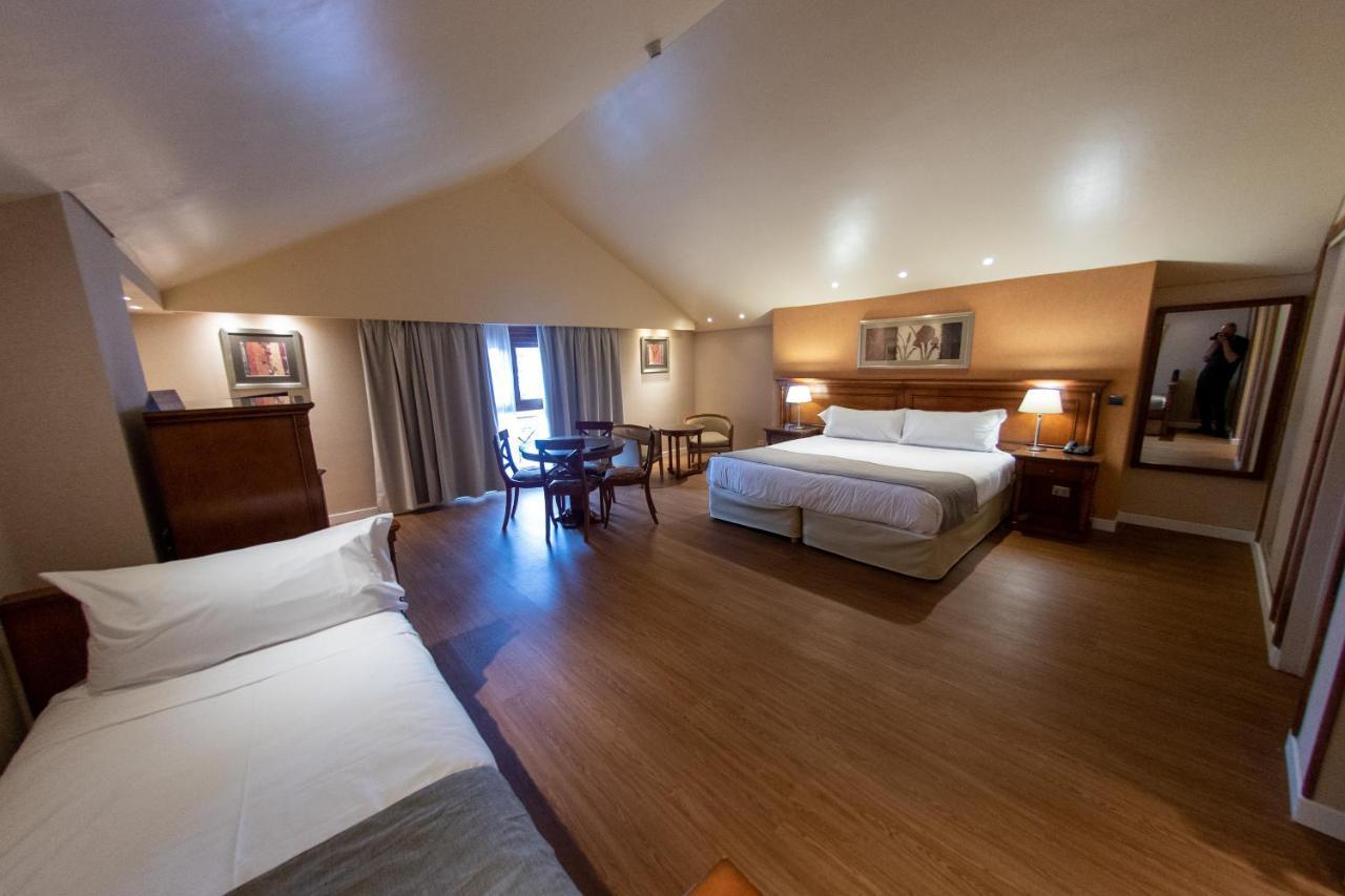 Junior Suite,1310498281:JPEG