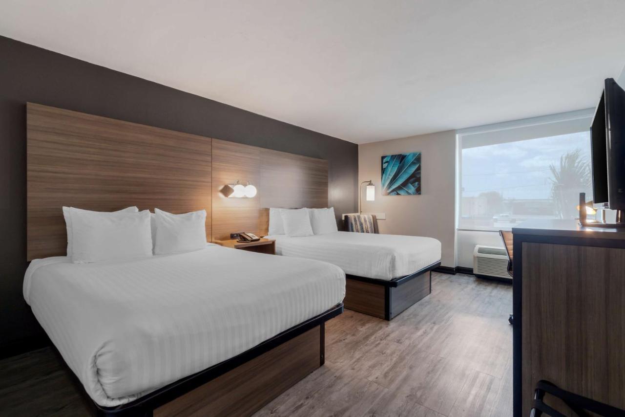 Queen Room with Two Queen Beds - Disability Access/Non-Smoking