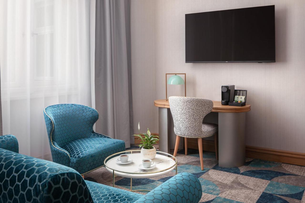 Deluxe Tweepersoonskamer met Slaapbank