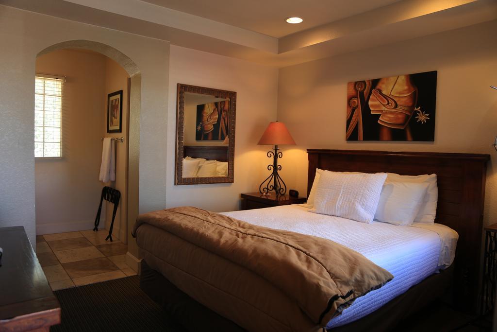 Queen Room