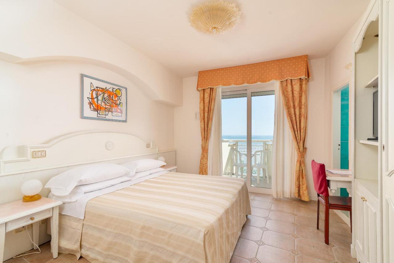 Superior Double or Twin Room,1325642302:JPEG