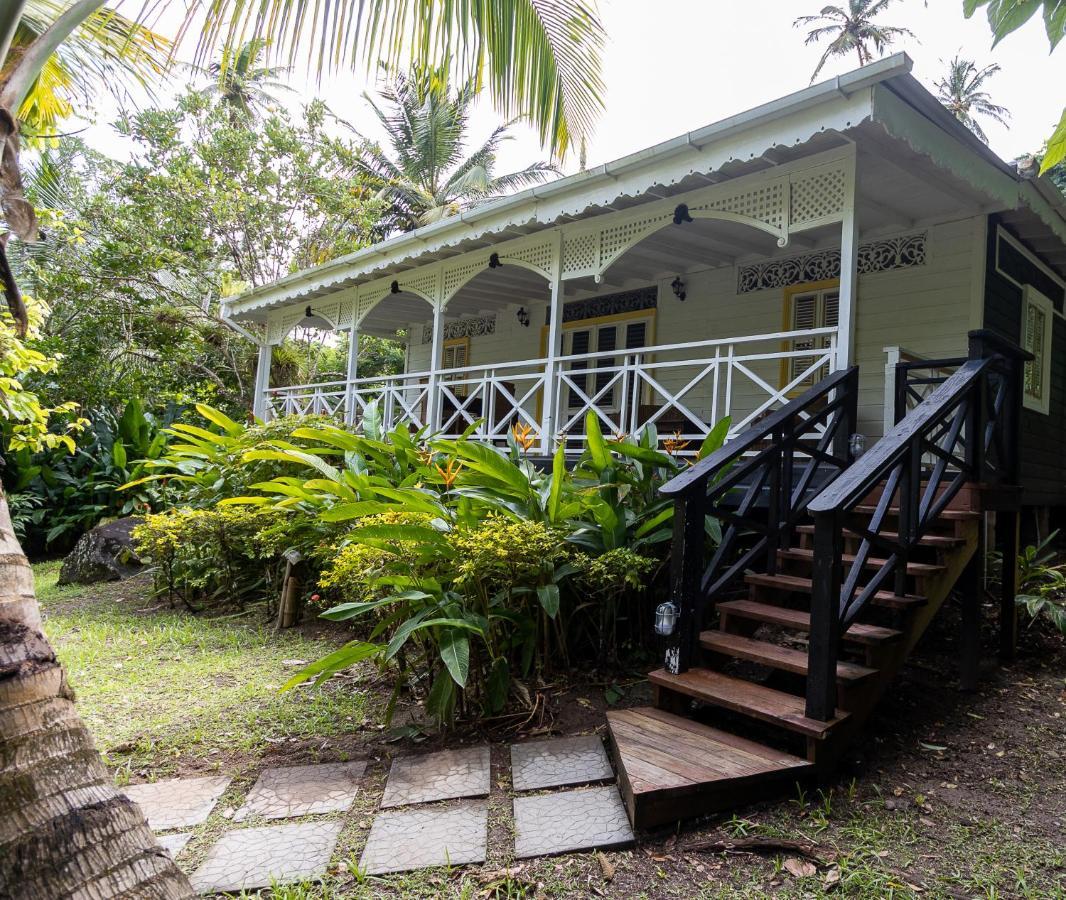 Two-Bedroom Cottage With Kitchen