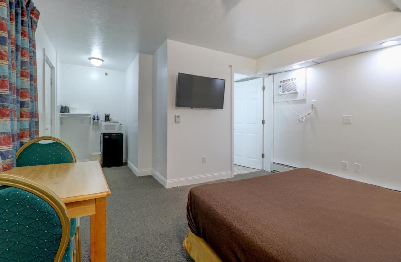 Queen Room - Disability Access