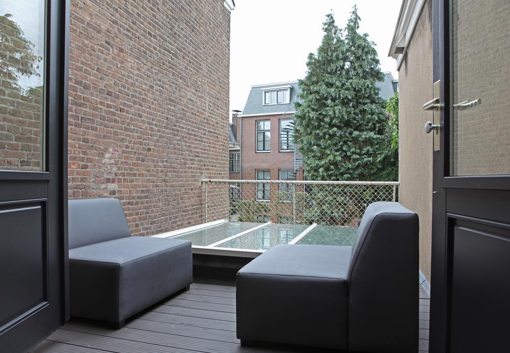 Tweepersoonskamer met 1 of 2 Bedden en Balkon