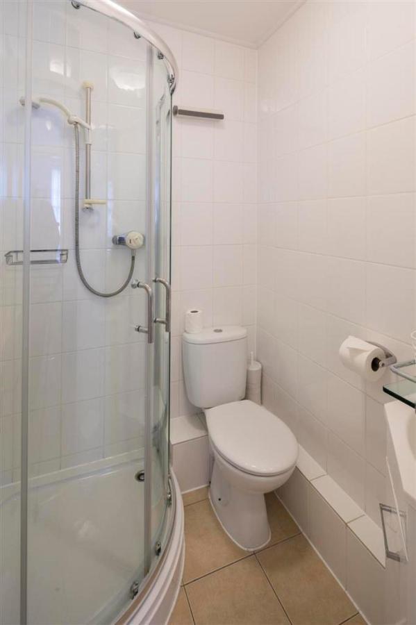 Doppelzimmer mit eigenem Bad
