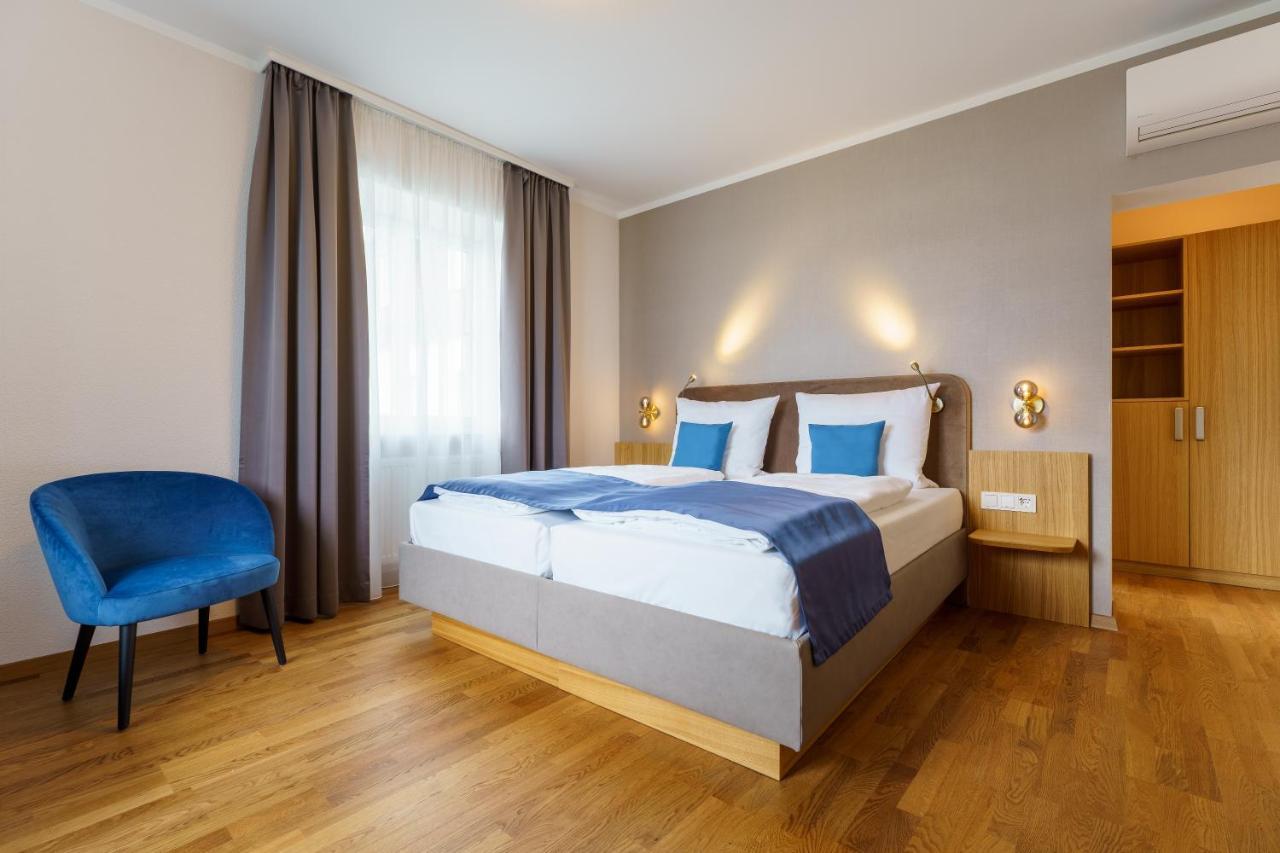 Doppelzimmer mit Seeblick