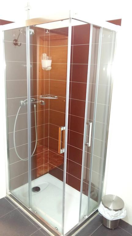 Triple Room with Private Bathroom,777266497:JPEG