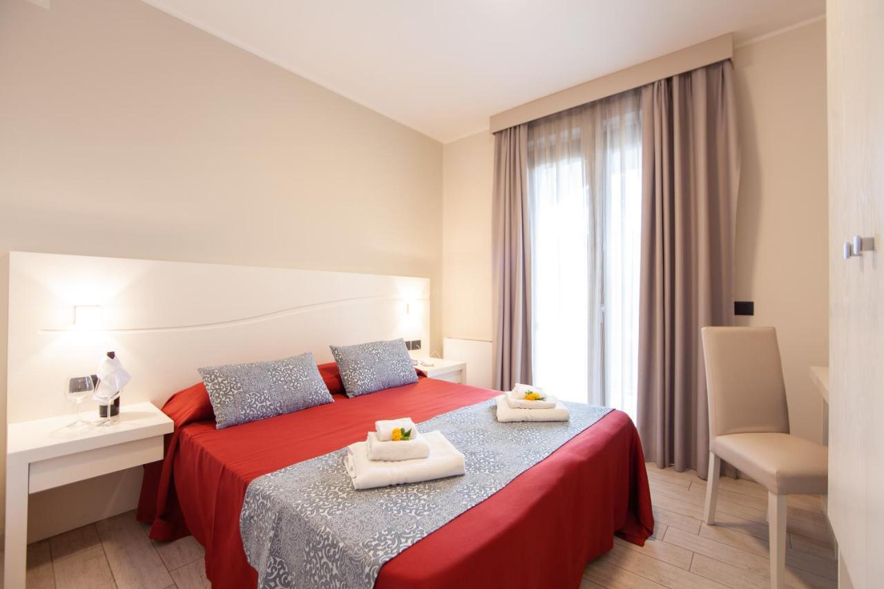 Classic Double Room,1330409972:JPEG