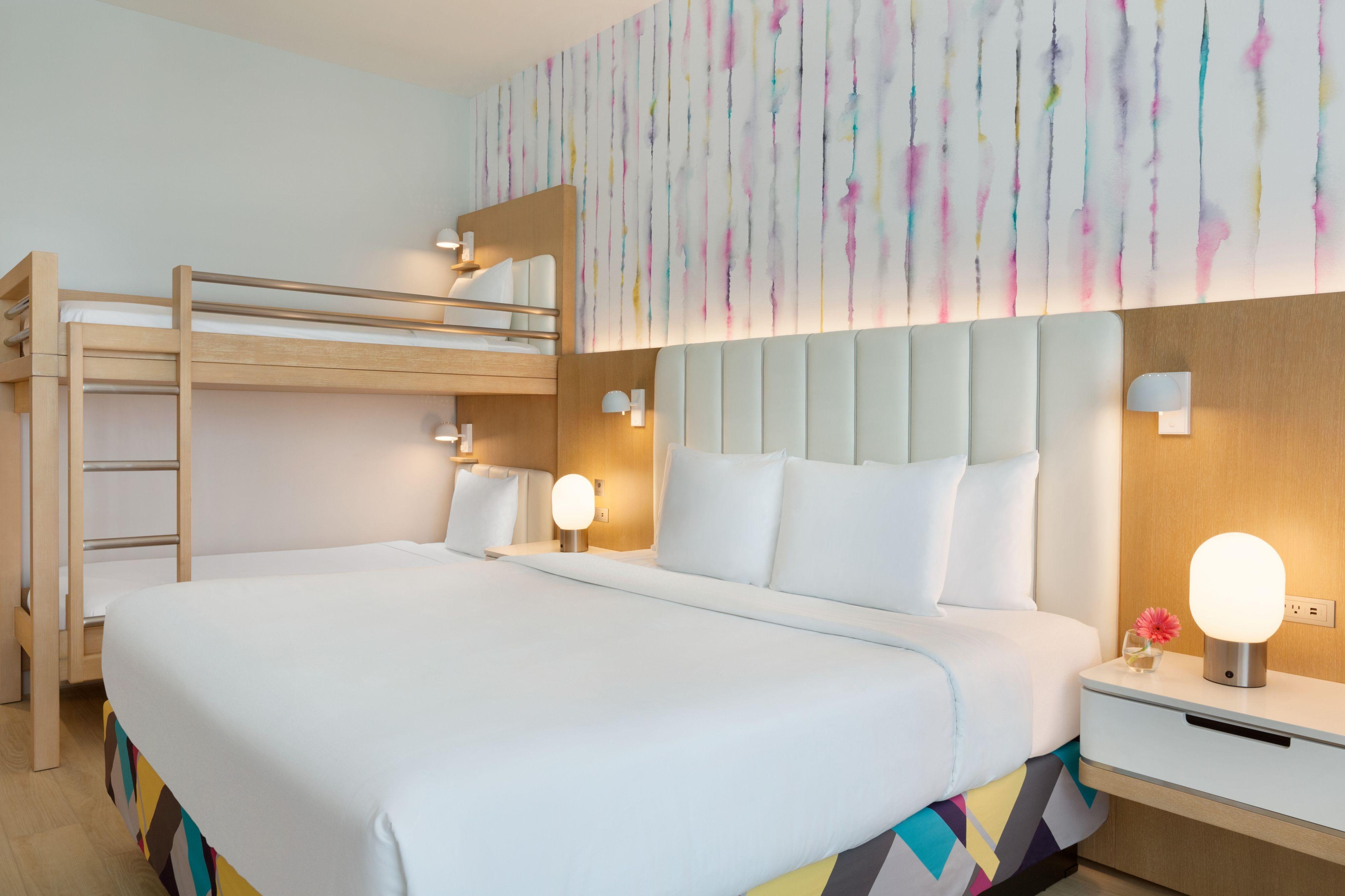 King Room with Bunk Beds and Park View,1331634779:JPEG