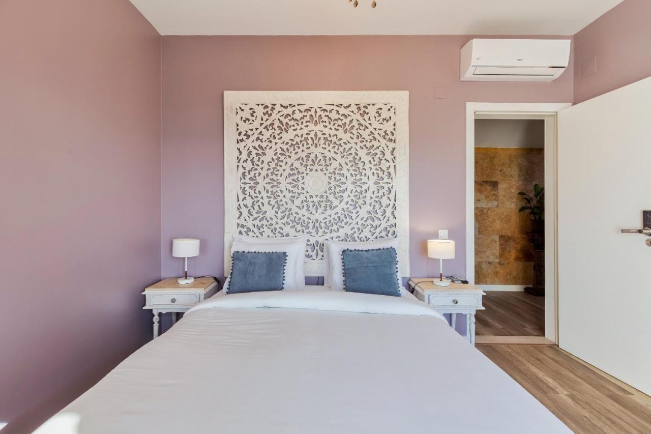 Double Room with Balcony and Sea View,1337849756:JPEG