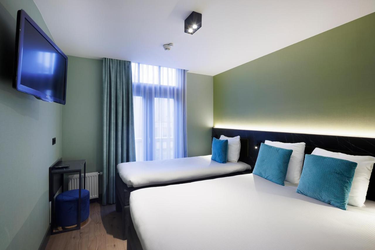 Driepersoonskamer met Eigen Badkamer